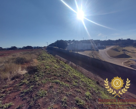 Imagem Terreno à Venda, 24.959 m² em Loteamento Pinheiral De Santa Helena - Bragança Paulista Imagem Terreno à Venda, 24.959 m² em Loteamento Pinheiral De Santa Helena - Bragança Paulista