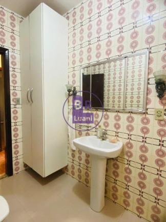 Imagem Casa com 3 Quartos à Venda, 318 m² em Dom Bosco - Londrina