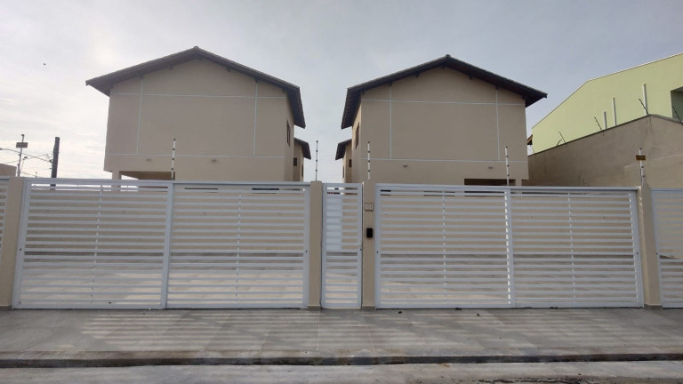 Imagem Imóvel com 3 Quartos à Venda, 87 m² em Balneário Tupy - Itanhaém