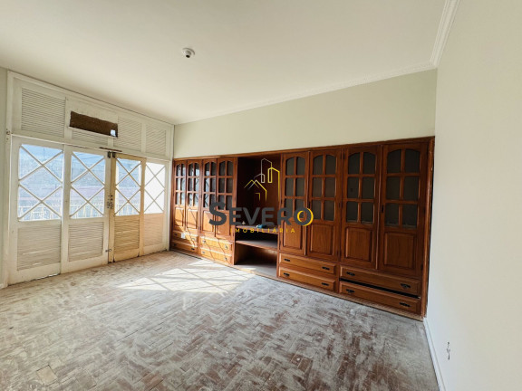 Imagem Casa com 4 Quartos à Venda, em Centro - São Gonçalo Imagem Casa com 4 Quartos à Venda, em Centro - São Gonçalo