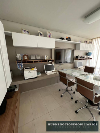 Imagem Casa de Condomínio com 4 Quartos à Venda, 600 m² em Ibituruna - Montes Claros