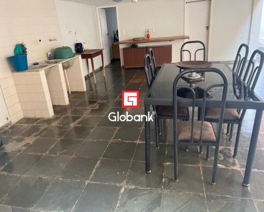 Imagem Casa com 3 Quartos à Venda, 240 m² em Jardim Panorama - Montes Claros Imagem Casa com 3 Quartos à Venda, 240 m² em Jardim Panorama - Montes Claros