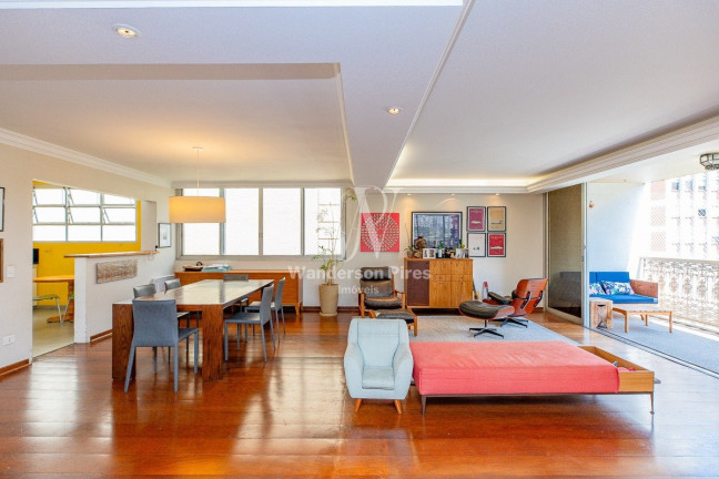 Imagem Apartamento com 3 Quartos à Venda, 335 m² em Itaim Bibi - São Paulo