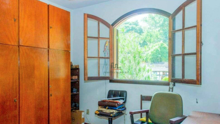 Imagem Casa com 6 Quartos à Venda, 925 m² em Itaipu - Niterói