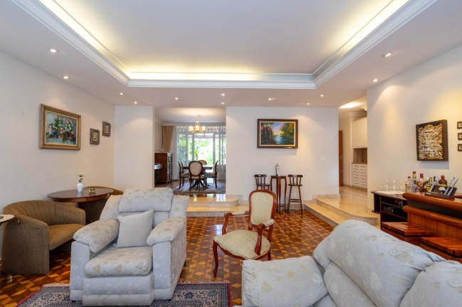 Imagem Casa com 4 Quartos à Venda, 375 m² em Moema - São Paulo
