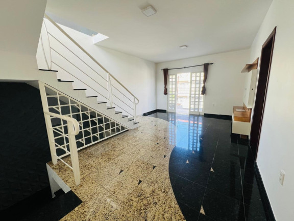 Imagem Casa com 4 Quartos à Venda, 300 m² em Riacho Fundo I - Brasília Imagem Casa com 4 Quartos à Venda, 300 m² em Riacho Fundo I - Brasília
