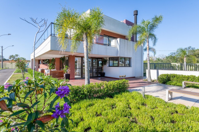 Imagem Casa com 3 Quartos à Venda, em Petrópolis - Porto Alegre Imagem Casa com 3 Quartos à Venda, em Petrópolis - Porto Alegre
