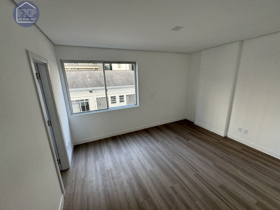 Imagem Apartamento com 3 Quartos à Venda, 111 m² em Centro - Florianópolis Imagem Apartamento com 3 Quartos à Venda, 111 m² em Centro - Florianópolis