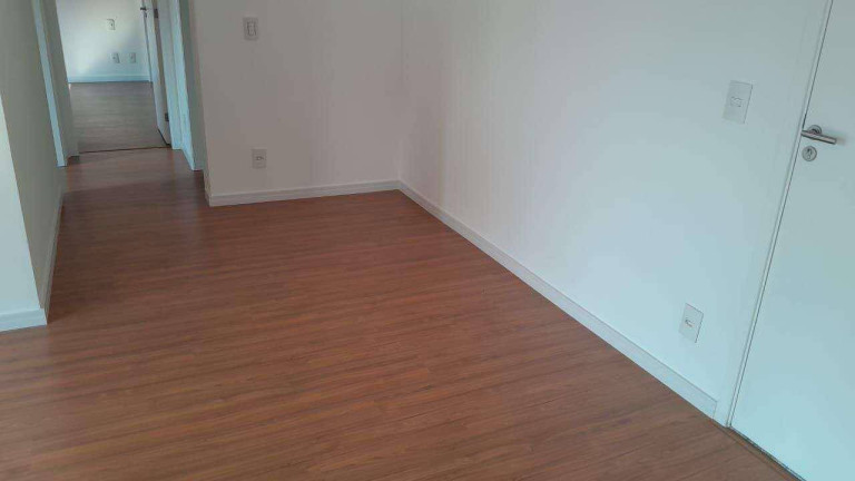 Imagem Apartamento com 2 Quartos à Venda, 60 m² em Jardim Tupanci - Barueri