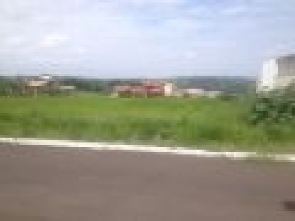 Terreno em Condomínio à Venda, 600 m² em Vale Florido - Bauru