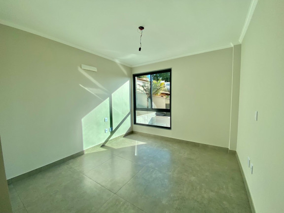 Imagem Casa com 3 Quartos à Venda, 196 m² em R$989.000,00 // Nova Gameleira - Belo Horizonte Imagem Casa com 3 Quartos à Venda, 196 m² em R$989.000,00 // Nova Gameleira - Belo Horizonte