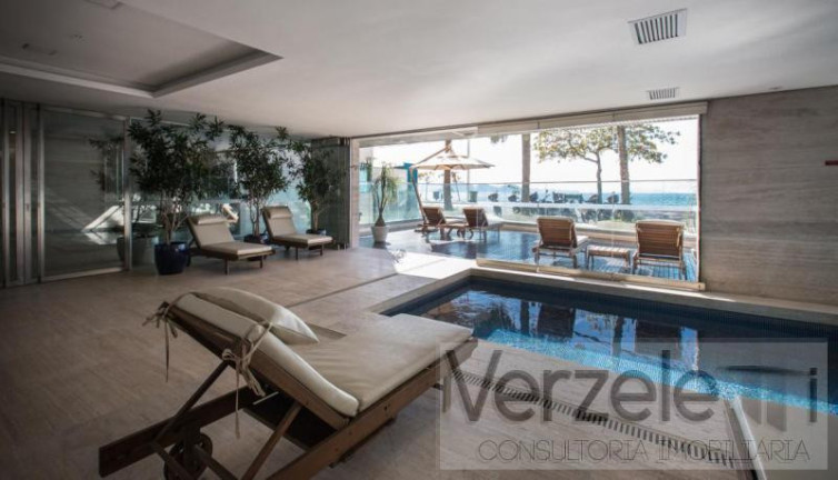 Imagem Apartamento com 3 Quartos à Venda, 121 m² em Centro - Balneário Camboriú Imagem Apartamento com 3 Quartos à Venda, 121 m² em Centro - Balneário Camboriú