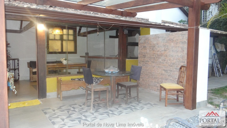 Imagem Sobrado com 8 Quartos à Venda, em São Sebastião Das águas Claras - Nova Lima Imagem Sobrado com 8 Quartos à Venda, em São Sebastião Das águas Claras - Nova Lima