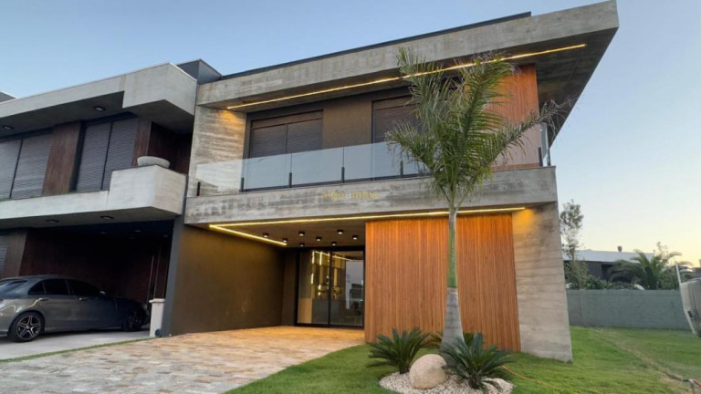 Casa com 4 Quartos à Venda, 212 m² em Condominio Sunset - Xangri-lá