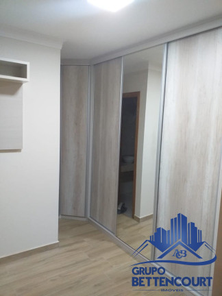 Imagem Sobrado com 3 Quartos à Venda, em Vila Comercial - São Paulo Imagem Sobrado com 3 Quartos à Venda, em Vila Comercial - São Paulo