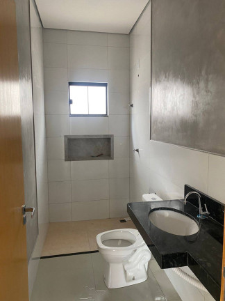 Imagem Casa com 3 Quartos à Venda, 127 m² em Jardim Universitário - Cuiabá