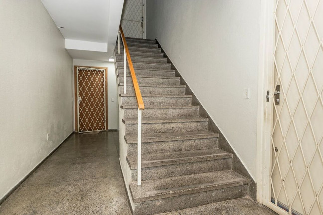 Imagem Apartamento com 2 Quartos à Venda, 61 m² em Teresópolis - Porto Alegre