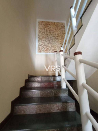 Imagem Casa com 4 Quartos à Venda, 218 m² em Granja Guarani - Teresópolis