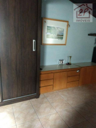 Imagem Sobrado com 3 Quartos à Venda, 125 m² em Jardim Cruzeiro Do Sul - São José Dos Campos Imagem Sobrado com 3 Quartos à Venda, 125 m² em Jardim Cruzeiro Do Sul - São José Dos Campos