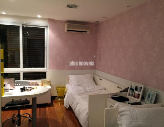 Imagem Apartamento com 3 Quartos à Venda ou Locação, 220 m² em Panamby - São Paulo Imagem Apartamento com 3 Quartos à Venda ou Locação, 220 m² em Panamby - São Paulo