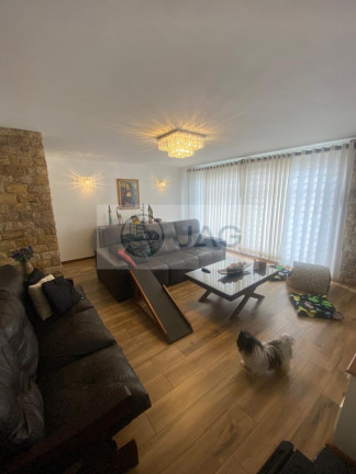 Imagem Casa com 3 Quartos à Venda, 208 m² em Jardim Botânico - Curitiba Imagem Casa com 3 Quartos à Venda, 208 m² em Jardim Botânico - Curitiba