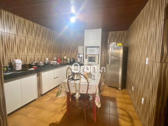 Imagem Sobrado com 3 Quartos à Venda, 431 m² em Setor Leste Universitário - Goiânia Imagem Sobrado com 3 Quartos à Venda, 431 m² em Setor Leste Universitário - Goiânia