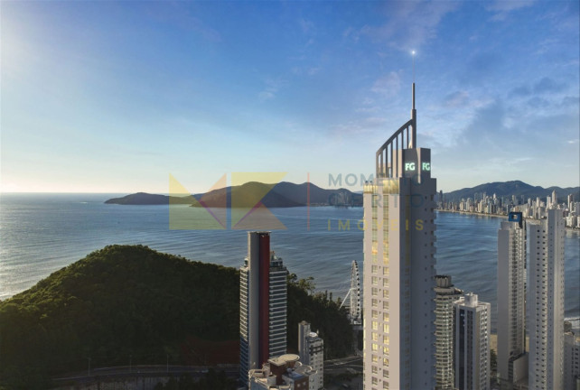 Apartamento com 4 Quartos à Venda, 164 m² em Pioneiros - Balneário Camboriú