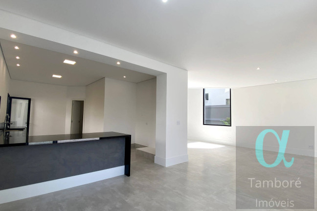 Imagem Casa com 4 Quartos à Venda, 331 m² em Alphaville - Santana De Parnaíba Imagem Casa com 4 Quartos à Venda, 331 m² em Alphaville - Santana De Parnaíba