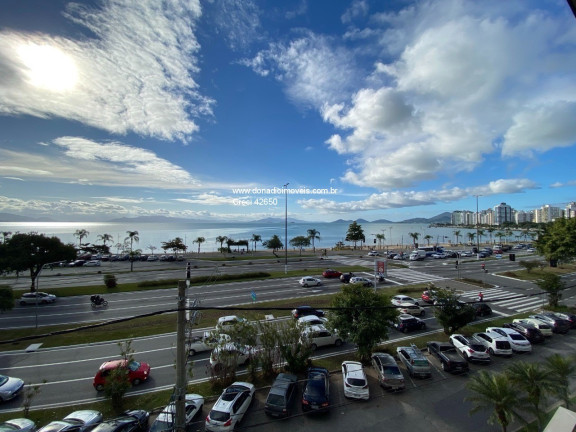 Imagem Apartamento com 3 Quartos à Venda, 250 m² em Centro - Florianópolis