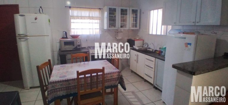 Imagem Casa com 3 Quartos à Venda, 171 m² em Centro - Balneário Barra Do Sul Imagem Casa com 3 Quartos à Venda, 171 m² em Centro - Balneário Barra Do Sul