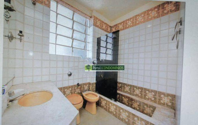 Imagem Apartamento com 3 Quartos à Venda, 130 m² em Centro - Curitiba Imagem Apartamento com 3 Quartos à Venda, 130 m² em Centro - Curitiba