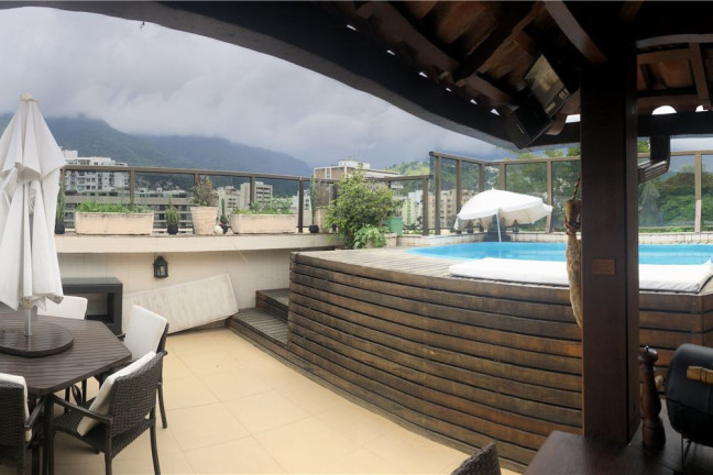 Imagem Cobertura com 3 Quartos à Venda, 244 m² em Tijuca - Rio De Janeiro