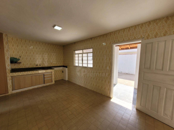 Imagem Casa com 2 Quartos para Alugar, 170 m² em Centro - Indaiatuba Imagem Casa com 2 Quartos para Alugar, 170 m² em Centro - Indaiatuba