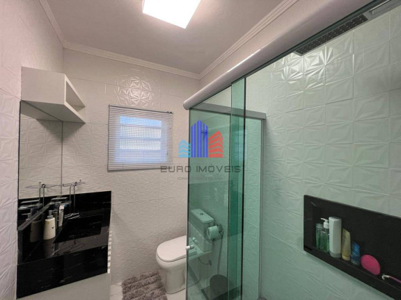 Imagem Sobrado com 3 Quartos à Venda, 140 m² em Canto Do Forte - Praia Grande Imagem Sobrado com 3 Quartos à Venda, 140 m² em Canto Do Forte - Praia Grande