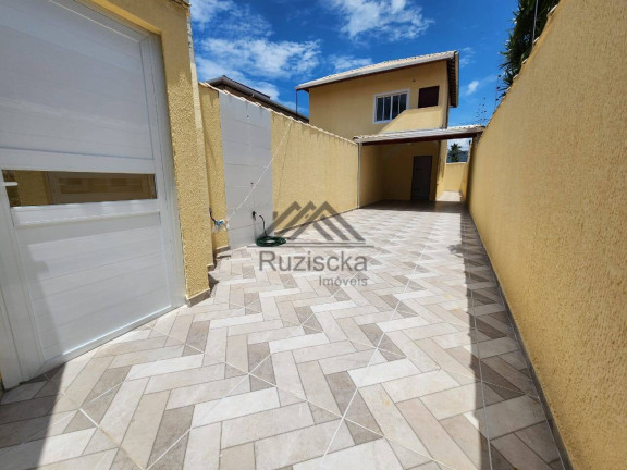 Imagem Casa com 2 Quartos à Venda, 65 m² em Balneário Marazul - Itanhaém Imagem Casa com 2 Quartos à Venda, 65 m² em Balneário Marazul - Itanhaém