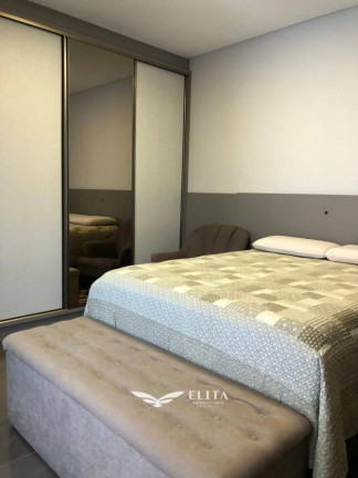 Imagem Casa com 2 Quartos à Venda, 97 m² em Centro - Balneário Camboriú
