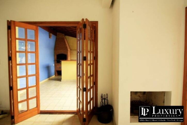 Imagem Casa com 4 Quartos à Venda, em Vila Madalena - São Paulo Imagem Casa com 4 Quartos à Venda, em Vila Madalena - São Paulo