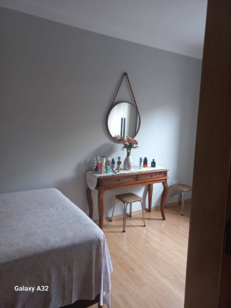 Imagem Casa com 3 Quartos à Venda, 130 m² em Jardim Petrópolis - Arapongas Imagem Casa com 3 Quartos à Venda, 130 m² em Jardim Petrópolis - Arapongas