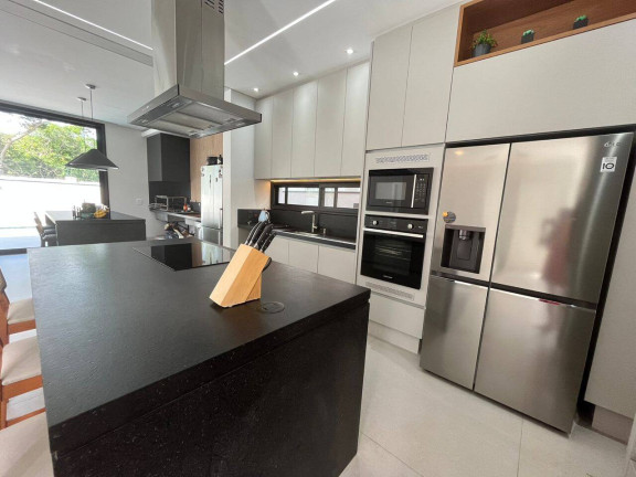 Imagem Casa com 5 Quartos à Venda, 420 m² em Alphaville - Santana De Parnaíba Imagem Casa com 5 Quartos à Venda, 420 m² em Alphaville - Santana De Parnaíba