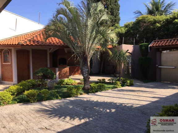 Casa com 3 Quartos para Alugar, 270 m² em Jardim Macarenko - Sumaré