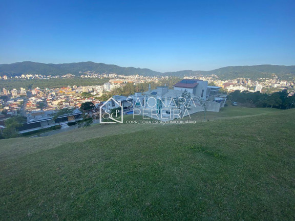 Imagem Terreno à Venda, 720 m² em Trindade - Florianópolis