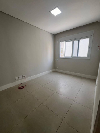 Imagem Apartamento com 2 Quartos à Venda, 75 m² em Centro - Florianópolis
