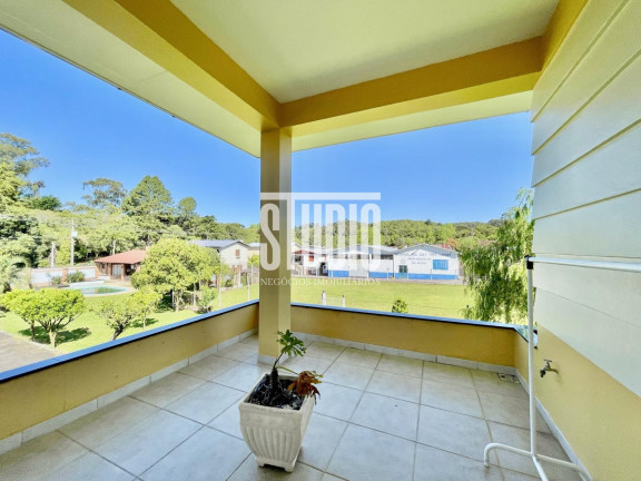 Imagem Casa com 3 Quartos à Venda, 3.000 m² em Centro - Garibaldi Imagem Casa com 3 Quartos à Venda, 3.000 m² em Centro - Garibaldi