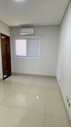 Imagem Casa com 3 Quartos para Alugar, em Jardim Imperial - Cuiabá Imagem Casa com 3 Quartos para Alugar, em Jardim Imperial - Cuiabá