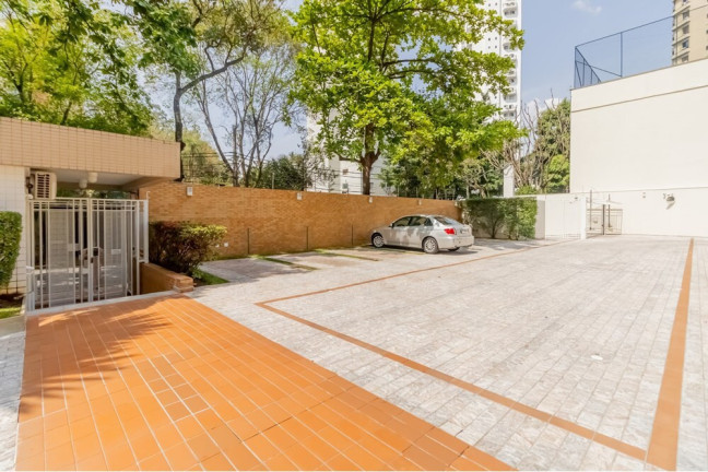 Imagem Imóvel com 3 Quartos à Venda, 184 m² em Real Parque - São Paulo Imagem Imóvel com 3 Quartos à Venda, 184 m² em Real Parque - São Paulo