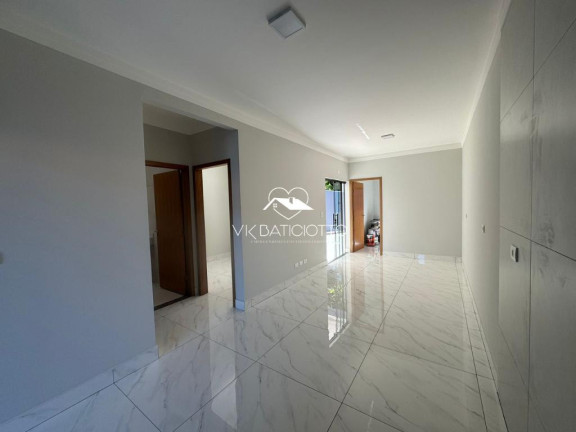 Imagem Casa com 3 Quartos à Venda, 75 m² em Conjunto João De Barro Champagnat - Maringá