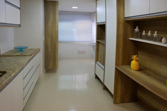 Imagem Imóvel com 2 Quartos à Venda, 112 m² em Passo Da Areia - Porto Alegre Imagem Imóvel com 2 Quartos à Venda, 112 m² em Passo Da Areia - Porto Alegre