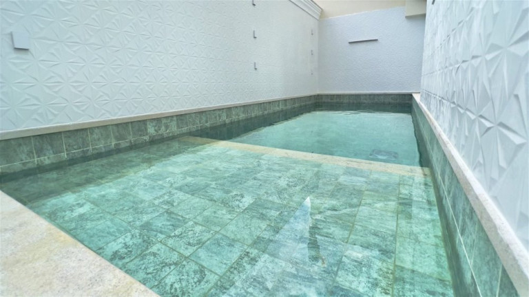 Imagem Apartamento com 2 Quartos à Venda, 71 m² em Tabuleiro - Camboriú