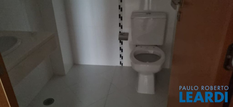 Imagem Apartamento com 5 Quartos à Venda, 256 m² em Vila Assunção - Santo André Imagem Apartamento com 5 Quartos à Venda, 256 m² em Vila Assunção - Santo André