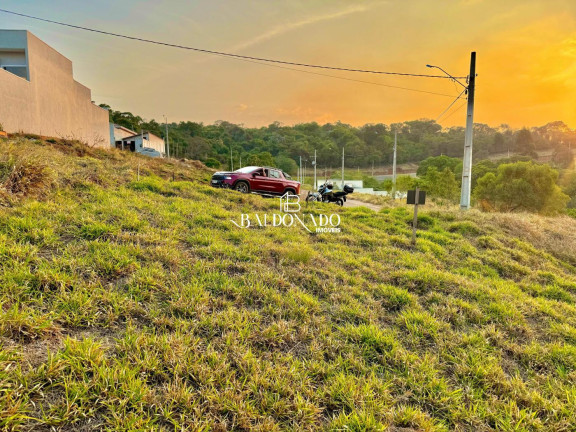 Imagem Terreno à Venda, 253 m² em Centro - Extrema Imagem Terreno à Venda, 253 m² em Centro - Extrema